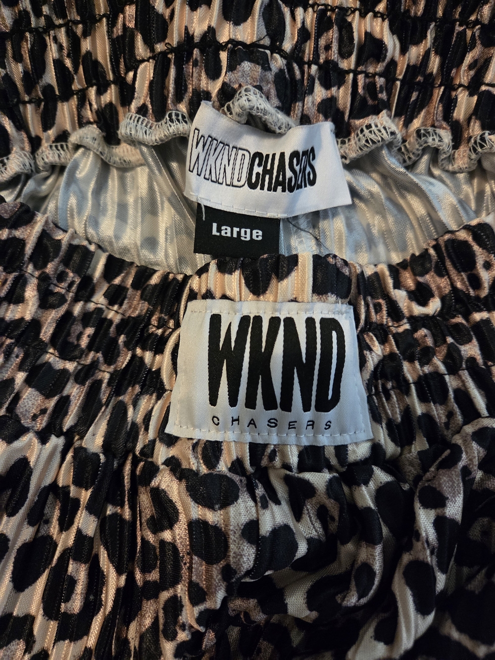 WKND Leopard Wide-Leg Plissé Pants in Beige/Black-L - Picture 3 of 8